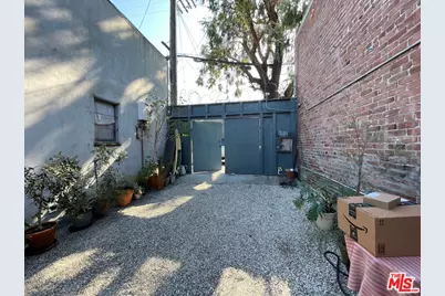 209 San Juan Ave, Venice, CA 90291 - Photo 1