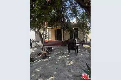 1183 W 37th Dr, Los Angeles, CA 90007 - Photo 1