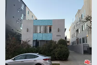 11831 Mayfield Ave, Los Angeles, CA 90049 - Photo 1