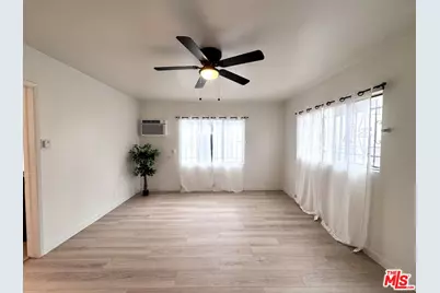 1540 W 60th St #2, Los Angeles, CA 90047 - Photo 1