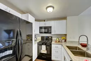 13701 Hubbard St, Sylmar, CA 91342 - Photo 1