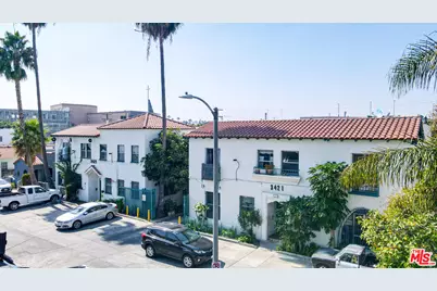 3421 S Norton Ave, Los Angeles, CA 90018 - Photo 1