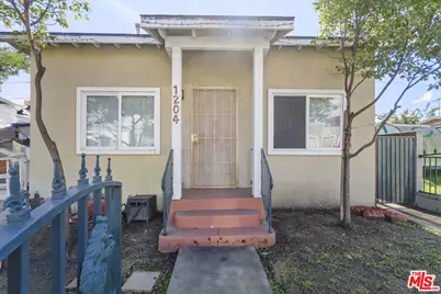 1204 E Smith Pl, Long Beach, CA 90806 - Photo 1