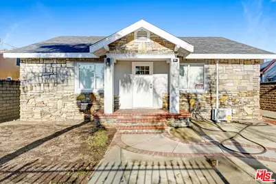 845 N Hagar St, San Fernando, CA 91340 - Photo 1