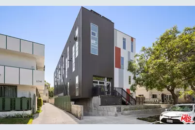 140 S Gramercy Pl #1, Los Angeles, CA 90004 - Photo 1