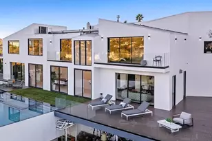 7567 Hermes Dr, Los Angeles, CA 90046 - Photo 1