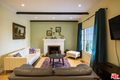 1059 E San Jose Ave, Burbank, CA 91501 - Photo 1