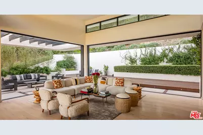 7681 Willow Glen Rd, Los Angeles, CA 90046 - Photo 1