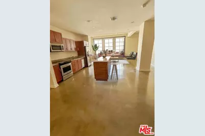 315 W 5th St #504, Los Angeles, CA 90013 - Photo 1