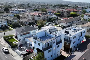 776 W 25th St, San Pedro, CA 90731 - Photo 1