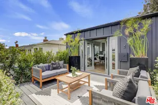 2815 S Holt Ave, Los Angeles, CA 90034 - Photo 1