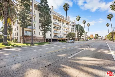 4460 Wilshire Blvd #406, Los Angeles, CA 90010 - Photo 1