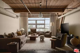 530 S Hewitt St, Los Angeles, CA 90013 - Photo 1