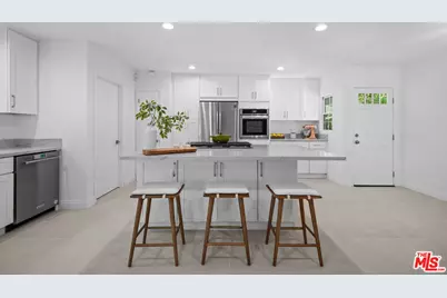 2206 Outpost Dr, Los Angeles, CA 90068 - Photo 1