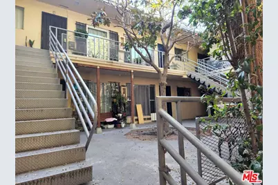 4106 Rosewood Ave #10, Los Angeles, CA 90004 - Photo 1