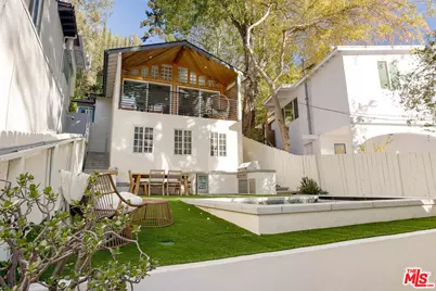 1906 N Beverly Glen Blvd, Los Angeles, CA 90077 - Photo 1