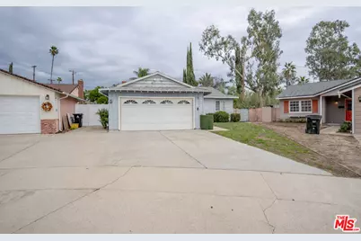 13131 Crewe St, North Hollywood, CA 91605 - Photo 1