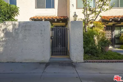 10126 Reseda Blvd #105, Northridge, CA 91324 - Photo 1