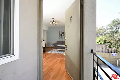 3743 McLaughlin Ave ##12, Los Angeles, CA 90066 - Photo 1