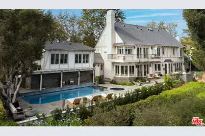 644 Amalfi Dr, Pacific Palisades, CA 90272 - Photo 1