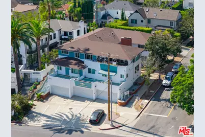 1301 S Beverly Glen Blvd, Los Angeles, CA 90024 - Photo 1