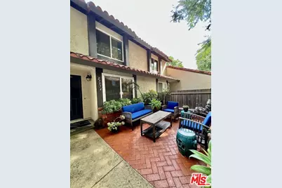 27574 Rondell St, Agoura Hills, CA 91301 - Photo 1
