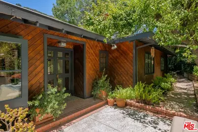 3266 Mandeville Canyon Rd, Los Angeles, CA 90049 - Photo 1