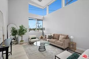541 Rose Ave, Venice, CA 90291 - Photo 1