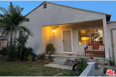 7516 Whitaker Ave, Van Nuys, CA 91406 - Photo 1