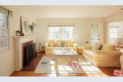 1030 N La Jolla Ave, West Hollywood, CA 90046 - Photo 1