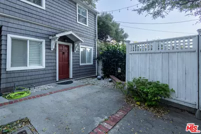 2015 Rosilla Pl, Los Angeles, CA 90046 - Photo 1