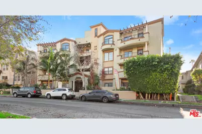 12104 Hoffman St #302, Studio City, CA 91604 - Photo 1