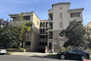 432 S Willaman Dr, Los Angeles, CA 90048 - Photo 1