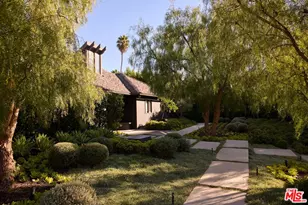 258 S Hudson Ave, Los Angeles, CA 90004 - Photo 1