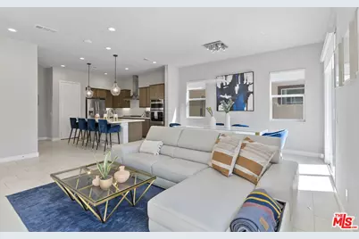 551 Daniel Freeman Cir, Inglewood, CA 90301 - Photo 1
