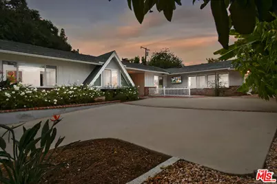4053 Harclare Ln, Encino, CA 91436 - Photo 1