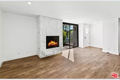 8105 Redlands St #103, Playa del Rey, CA 90293 - Photo 1