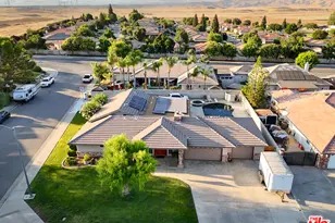 7200 Clifftop Way, Bakersfield, CA 93306 - Photo 1