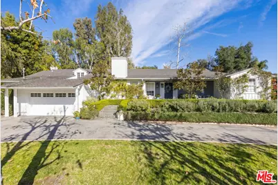 420 N Kenter Ave, Los Angeles, CA 90049 - Photo 1