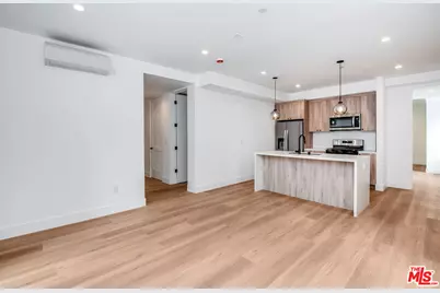 5321 Ben Ave #3, Valley Village, CA 91607 - Photo 1