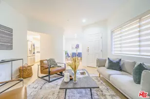 861 S Windsor Blvd, Los Angeles, CA 90005 - Photo 1