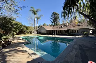 3957 Woodfield Dr, Sherman Oaks, CA 91403 - Photo 1