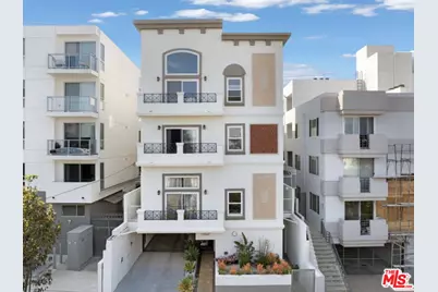 11547 Rochester Ave #Ph2, Los Angeles, CA 90025 - Photo 1
