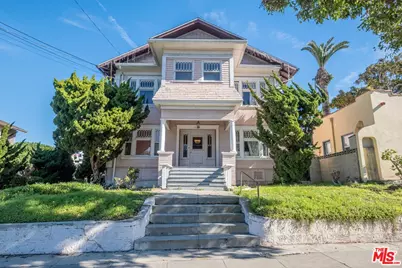 108 N Broadway #1, Redondo Beach, CA 90277 - Photo 1