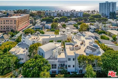 3002 3rd St #203, Santa Monica, CA 90405 - Photo 1
