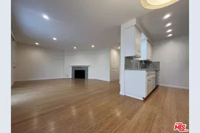 11937 Darlington Ave #5, Los Angeles, CA 90049 - Photo 1