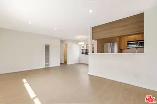 27 Anchorage St, Marina del Rey, CA 90292 - Photo 1