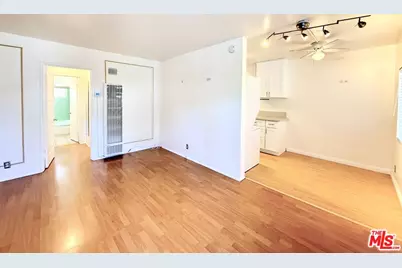 630 N Westbourne Dr #B, West Hollywood, CA 90069 - Photo 1