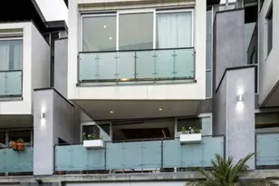 351 Sunset Ave, Venice, CA 90291 - Photo 1