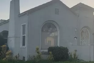 252 W Hardy St, Inglewood, CA 90301 - Photo 1